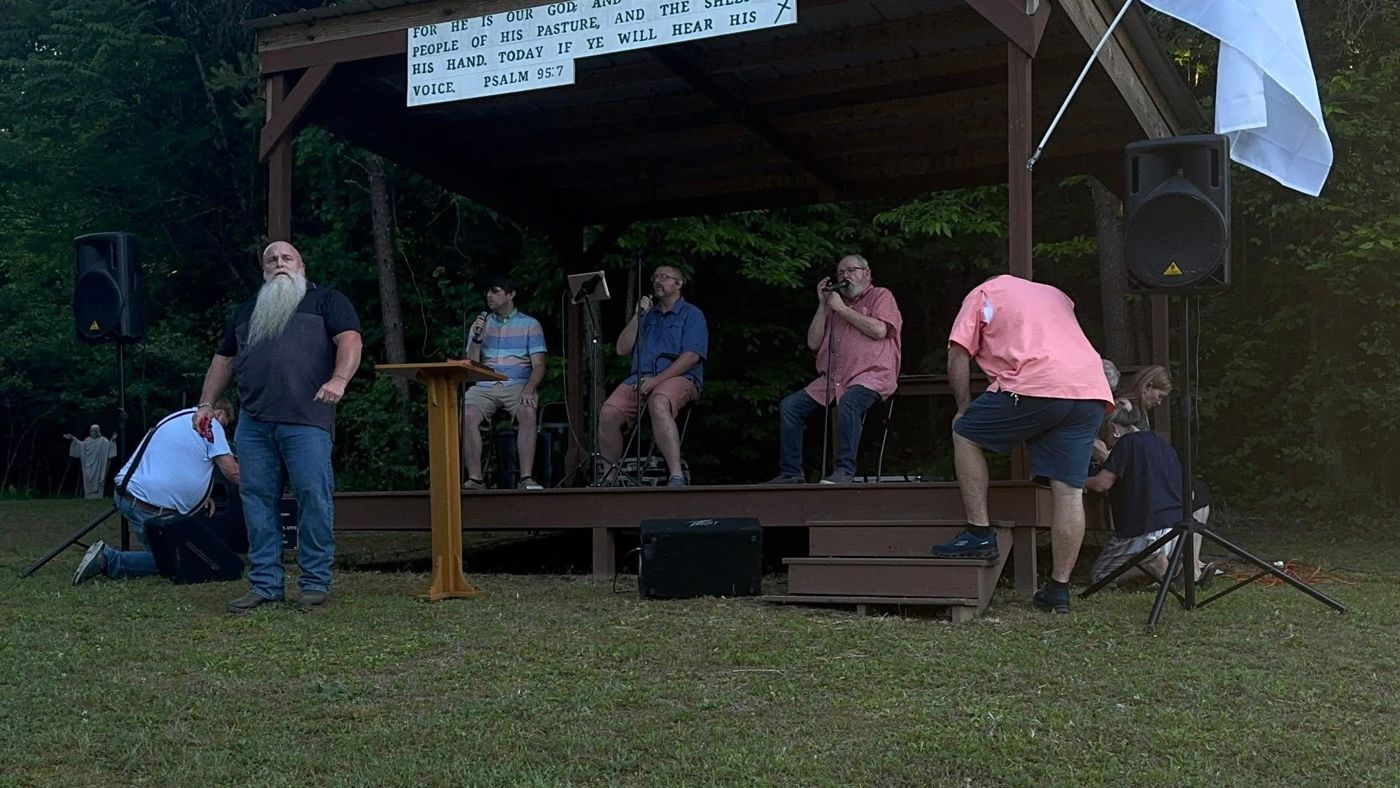 Crimson Road performing and ministering, photo 25